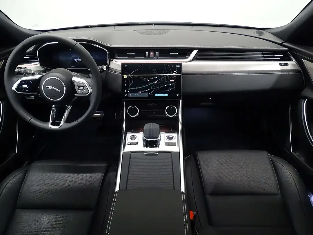 Jaguar XF - Thumbnail 9