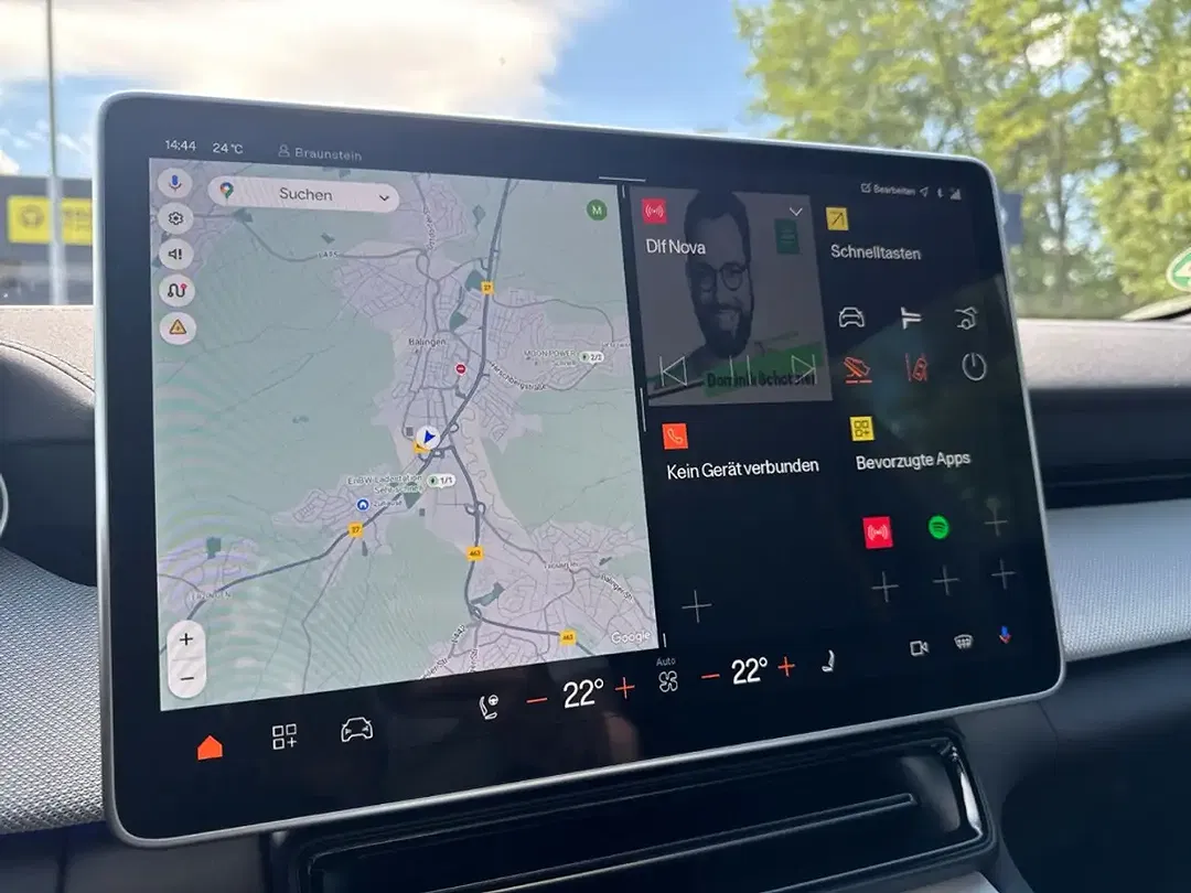 Polestar 4 - Thumbnail 13