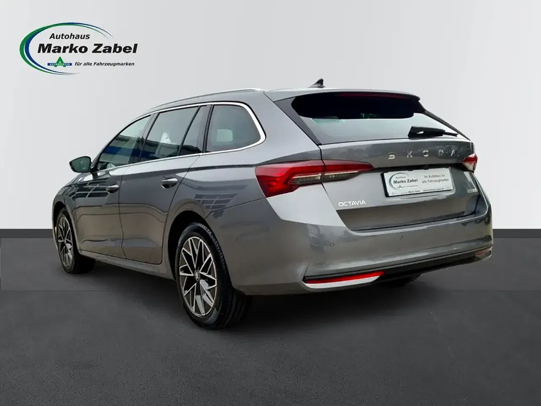 Skoda Octavia - Thumbnail 3