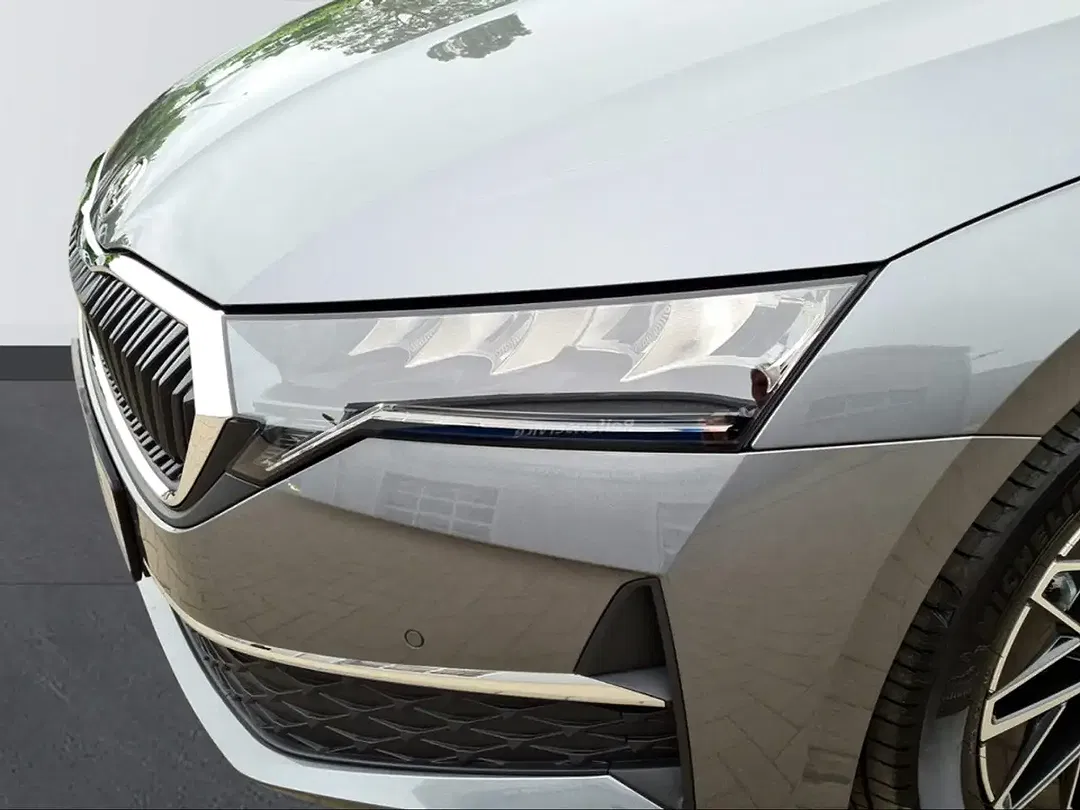 Skoda Octavia - Thumbnail 9