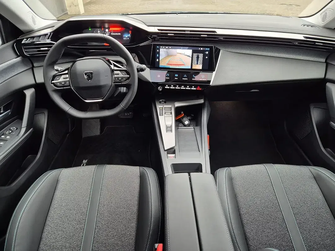 Peugeot 308 - Thumbnail 10