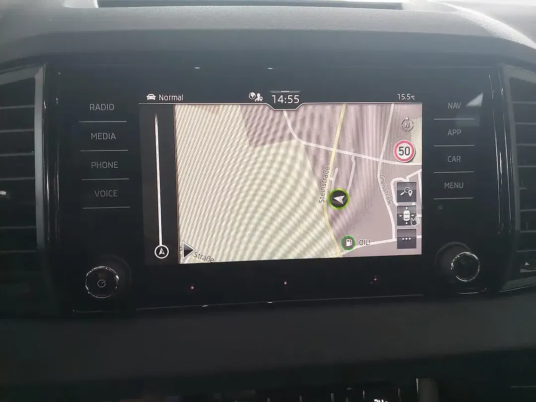 Skoda Karoq - Thumbnail 9