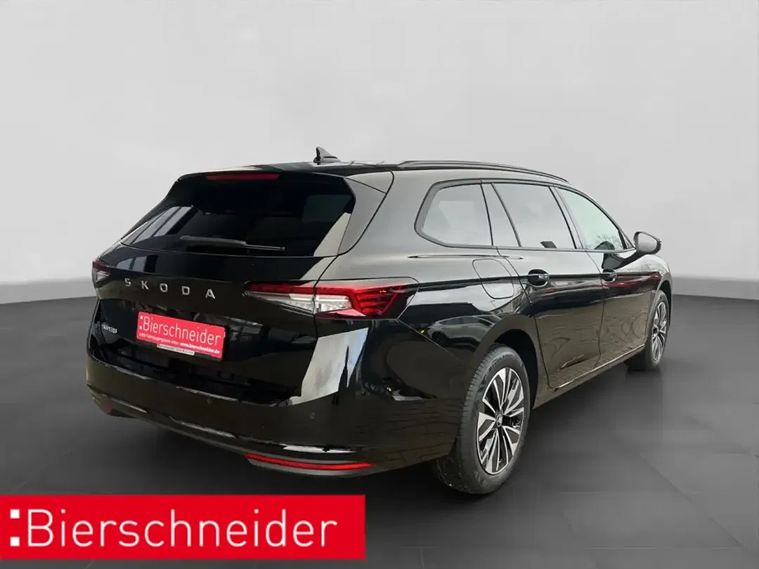 Skoda Superb - Thumbnail 5