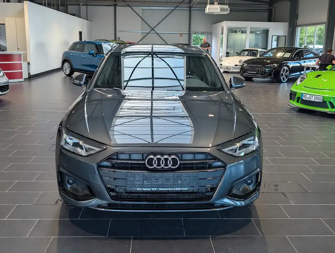 Audi A4 - Thumbnail 5