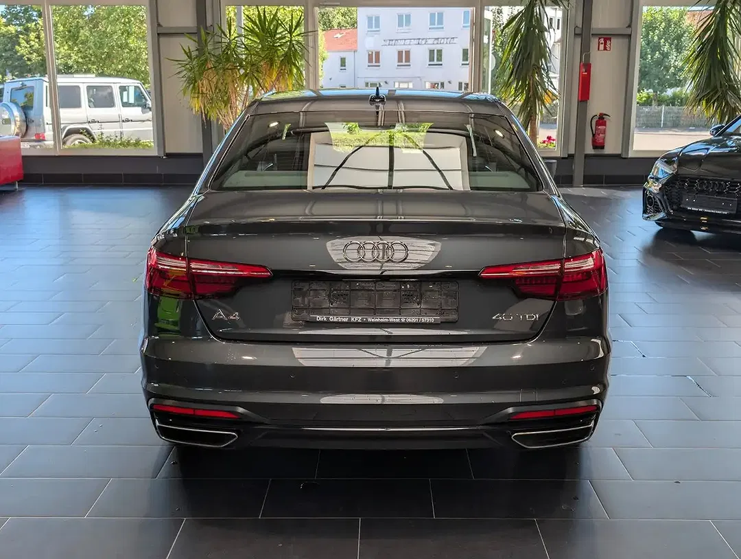 Audi A4 - Thumbnail 6
