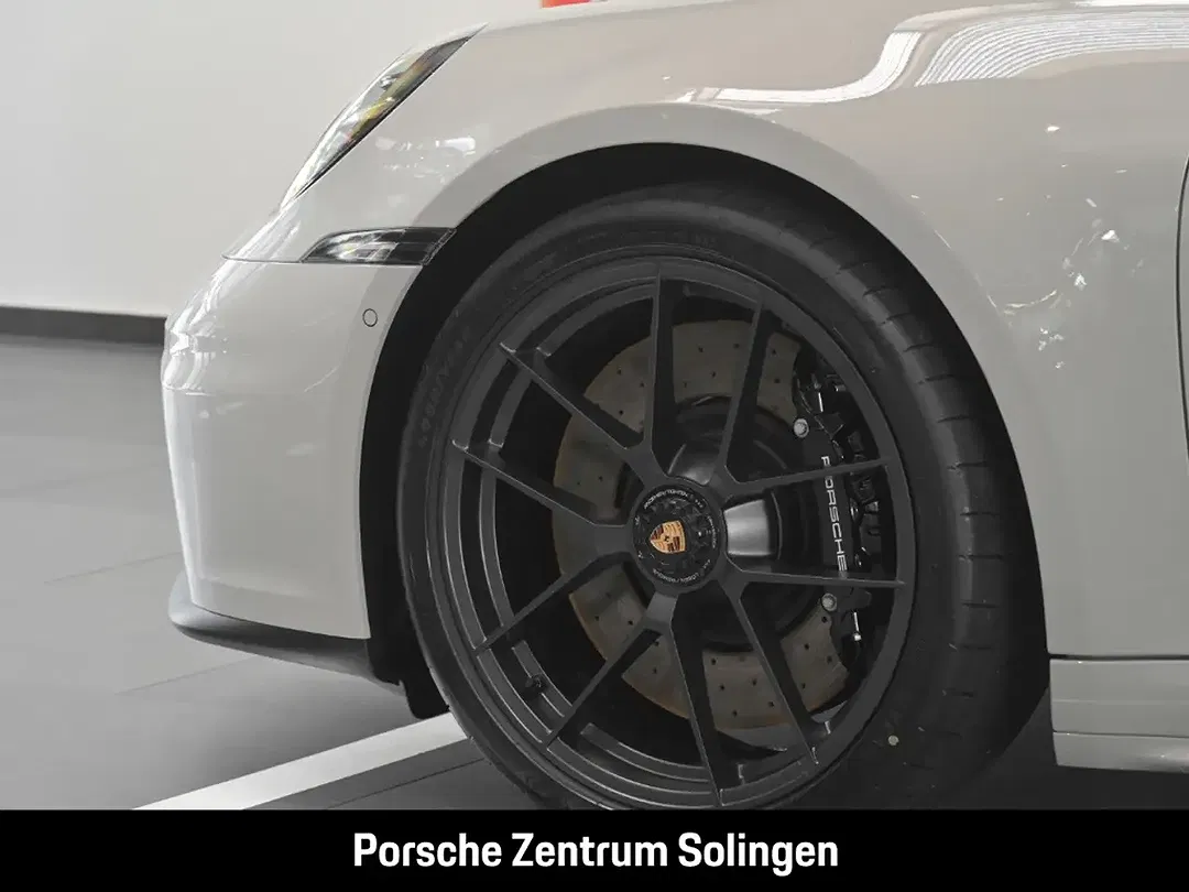 Porsche 911 - Thumbnail 10