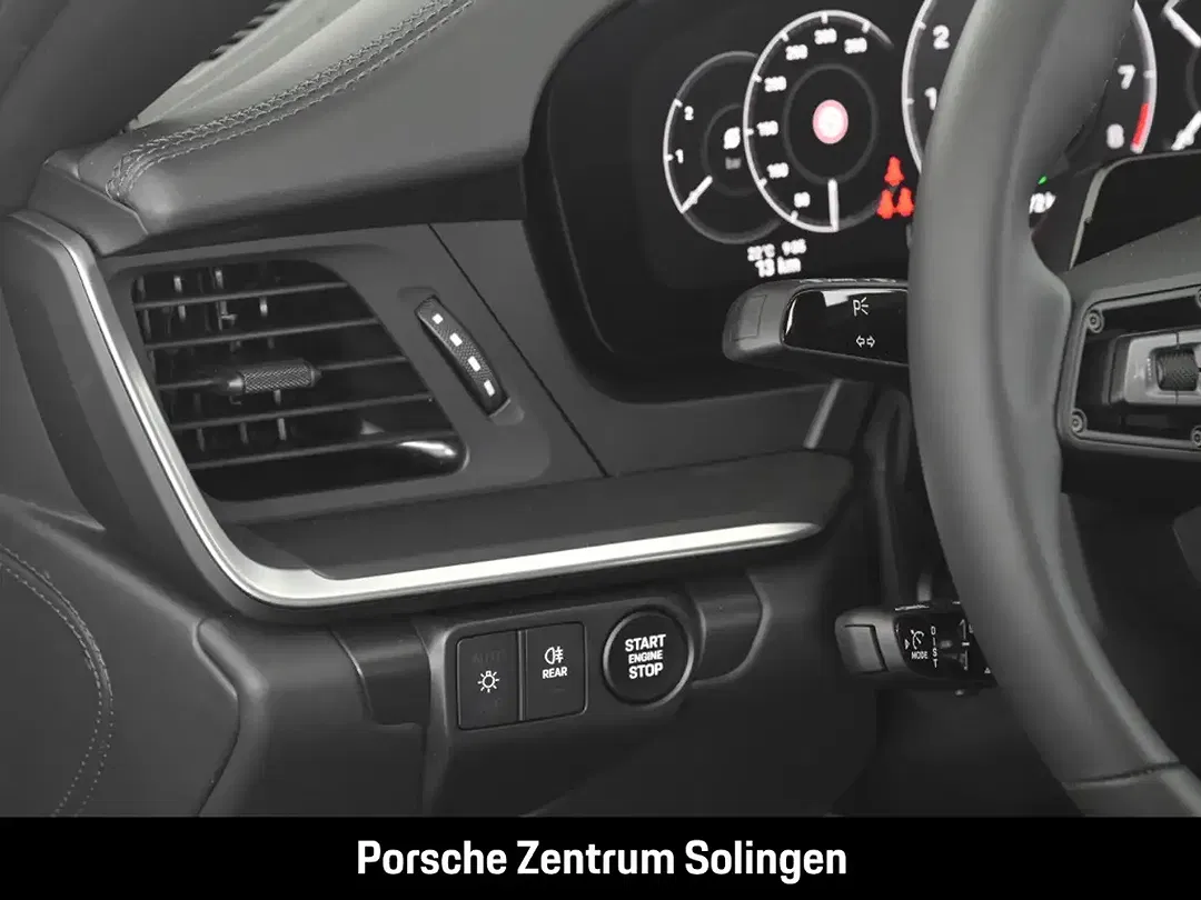 Porsche 911 - Thumbnail 12