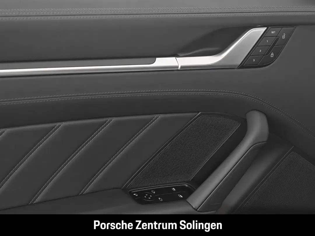 Porsche 911 - Thumbnail 14