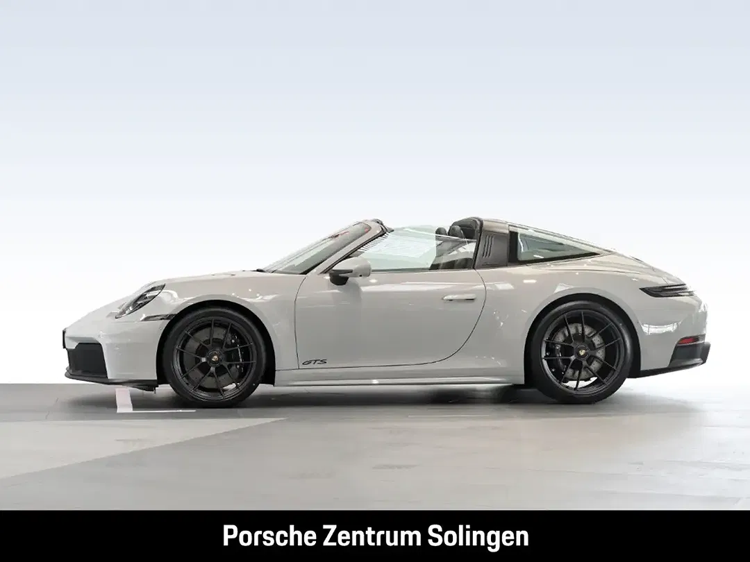 Porsche 911 - Thumbnail 2