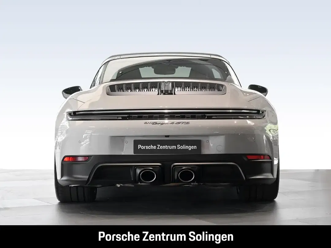 Porsche 911 - Thumbnail 5