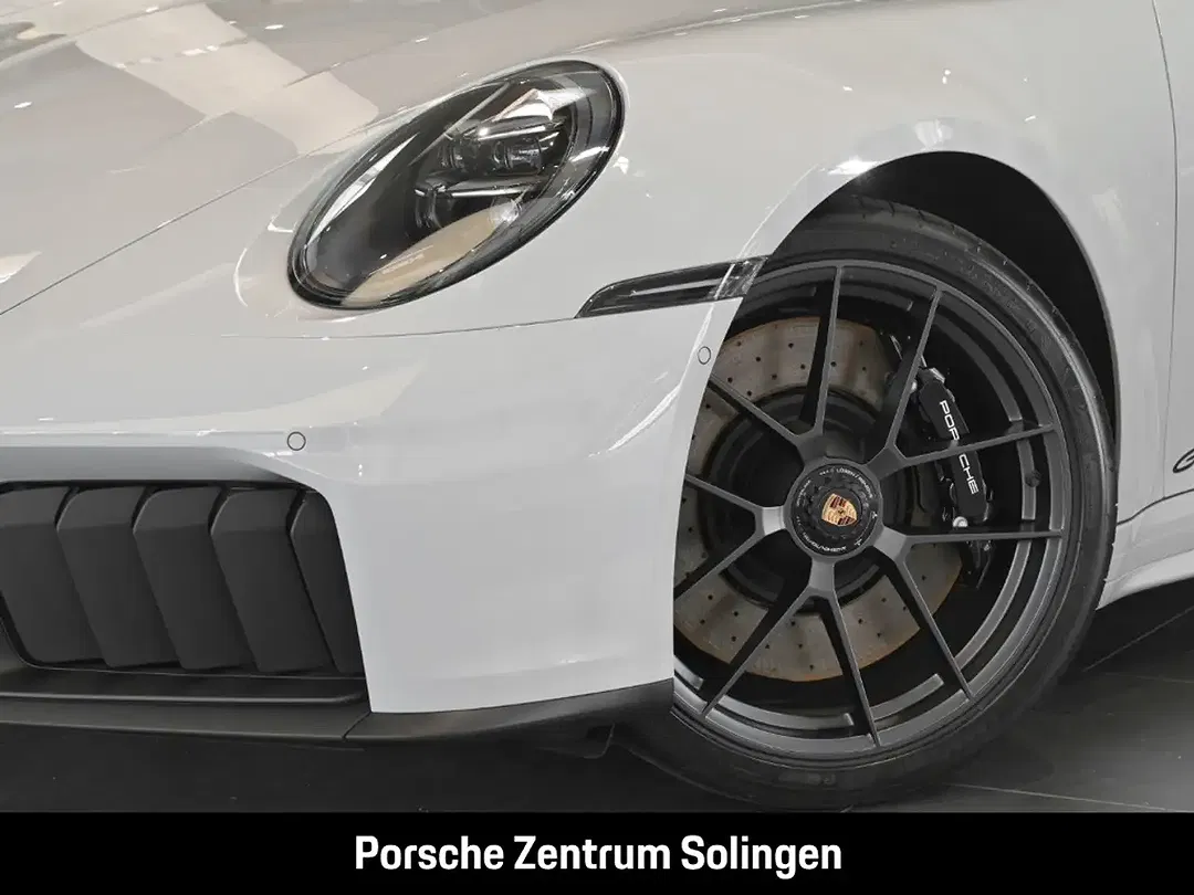 Porsche 911 - Thumbnail 6