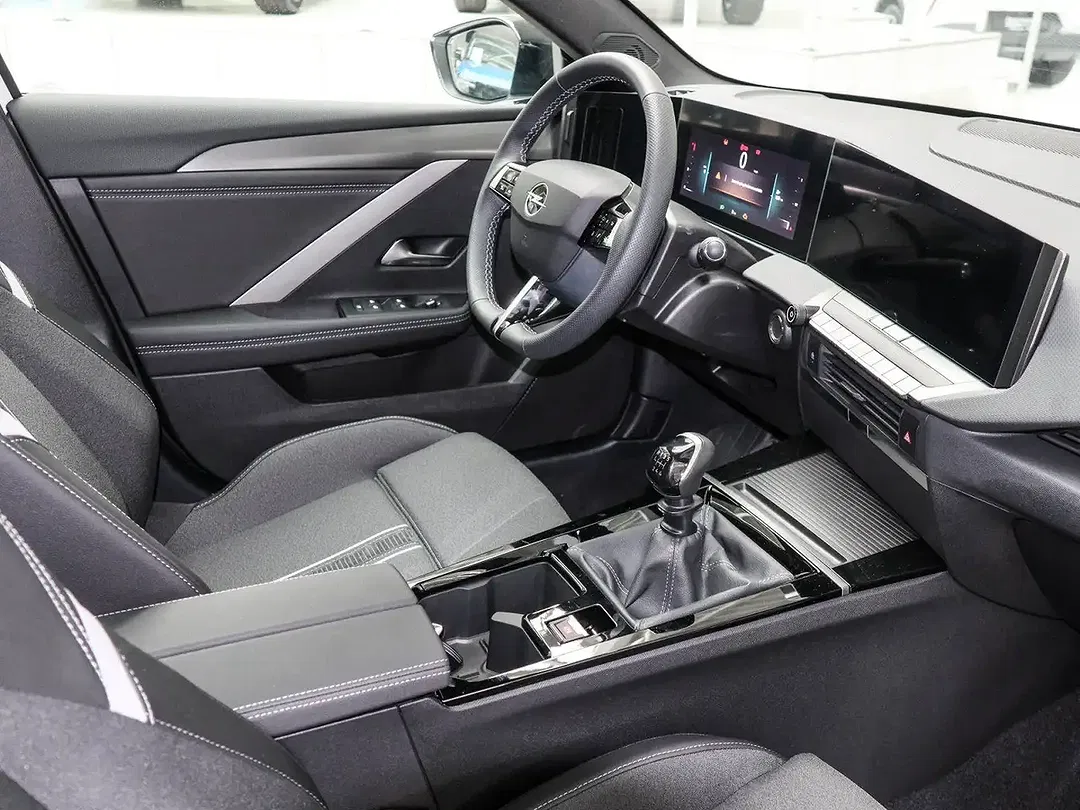 Opel Astra - Thumbnail 3