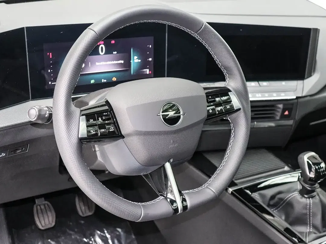 Opel Astra - Thumbnail 8