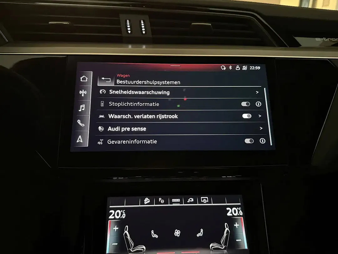 Audi SQ8 e-tron - Thumbnail 11