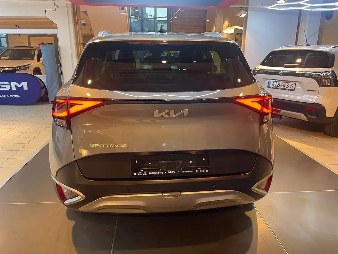 Kia Sportage - Thumbnail 11