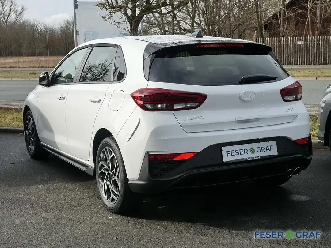 Hyundai i30 - Thumbnail 2