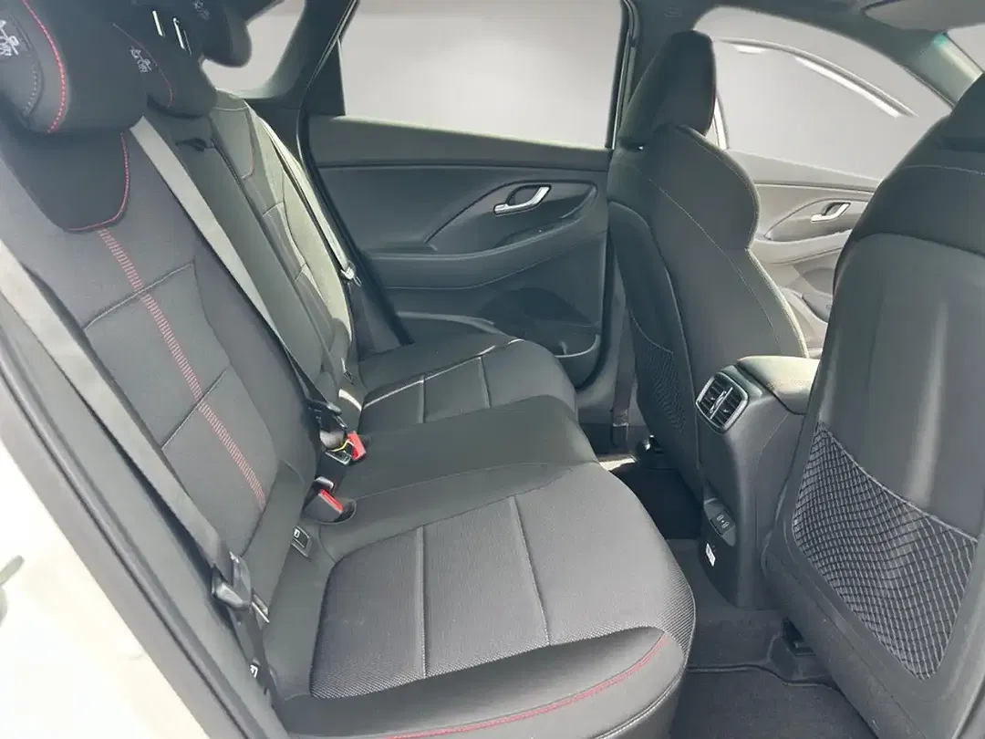 Hyundai i30 - Thumbnail 13