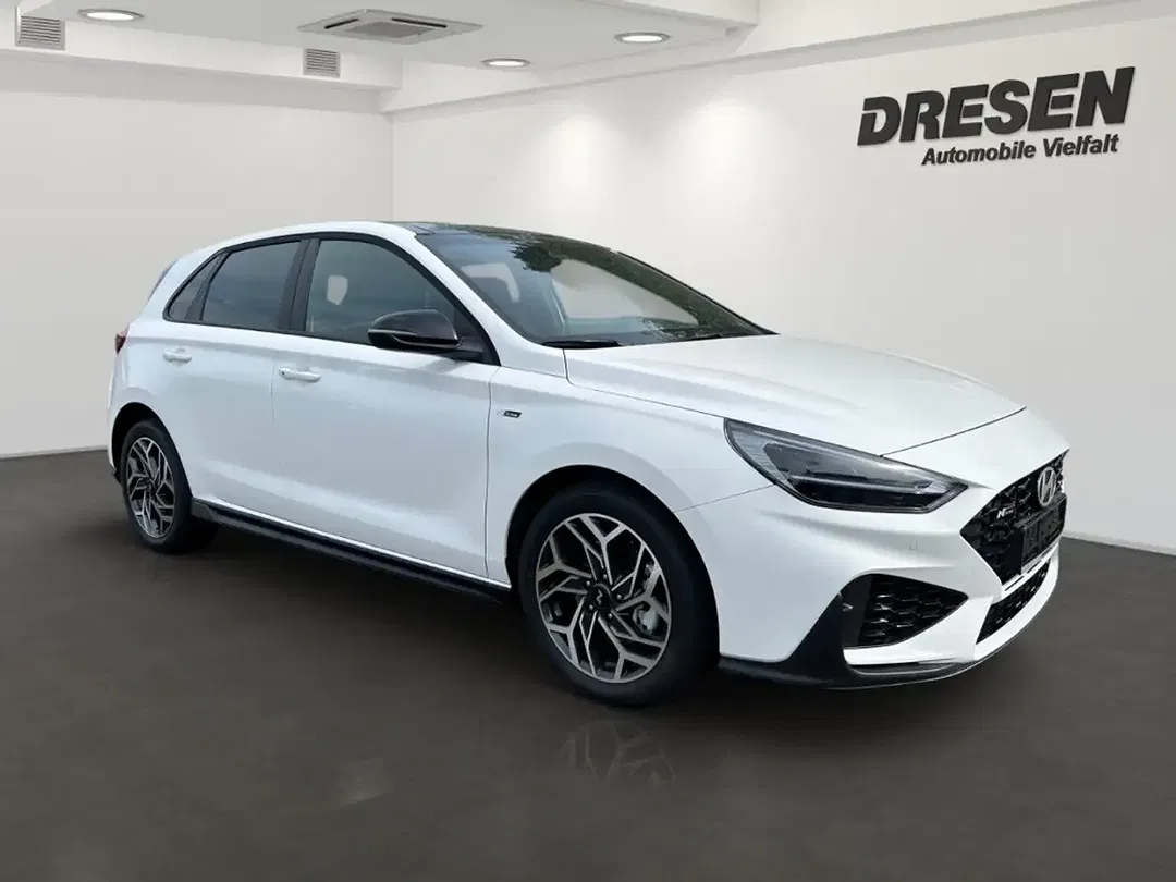 Hyundai i30 - Thumbnail 2