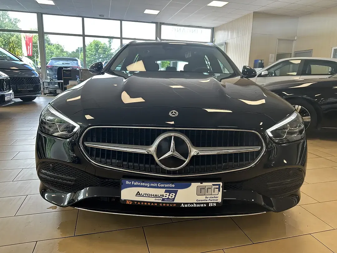 Mercedes-Benz C 200 - Thumbnail 2