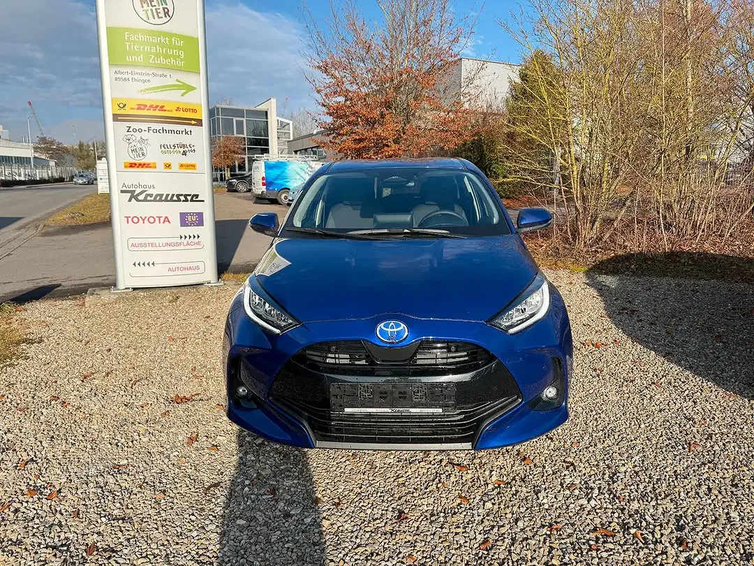 Toyota Yaris - Thumbnail 2