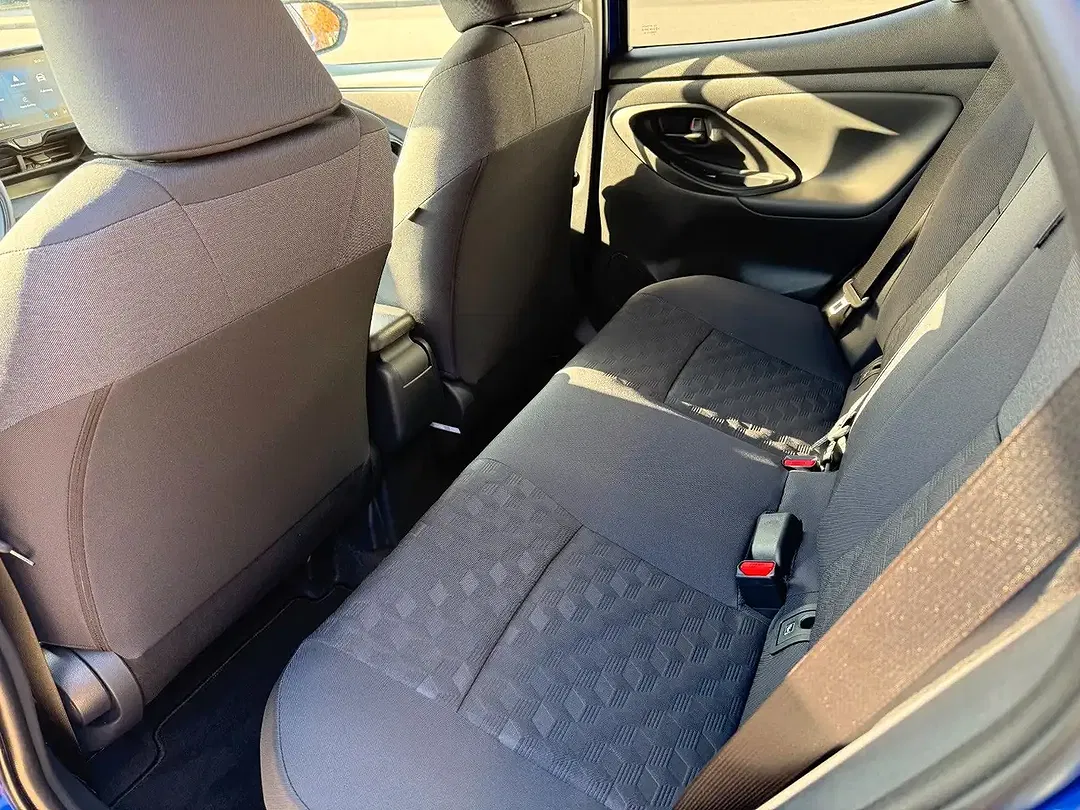 Toyota Yaris - Thumbnail 5