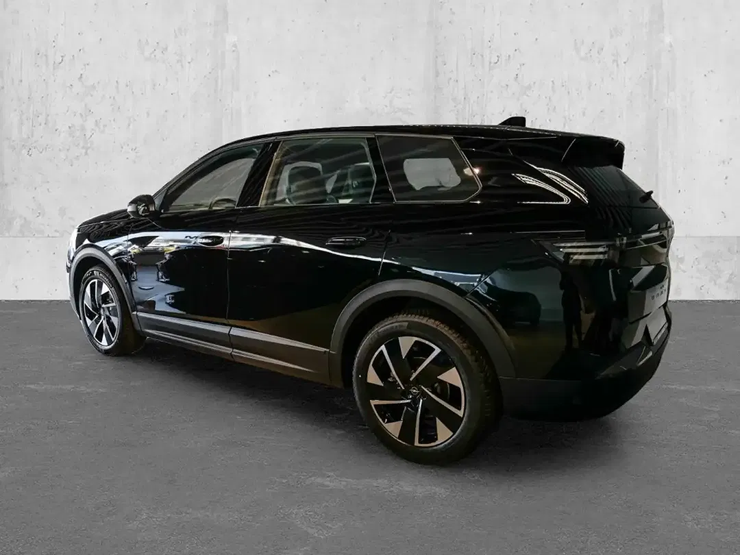 Opel Grandland - Thumbnail 2