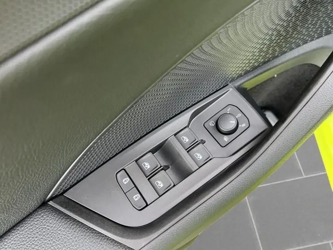 Skoda Octavia - Thumbnail 13