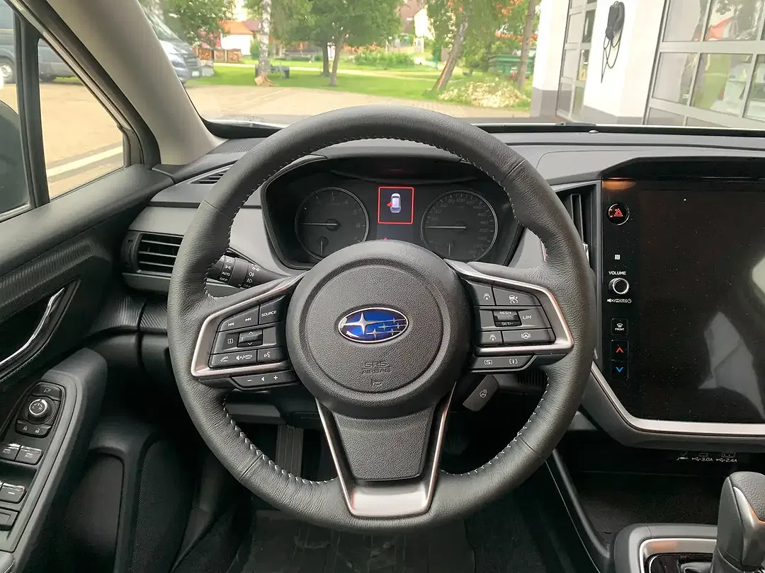 Subaru Crosstrek - Thumbnail 10