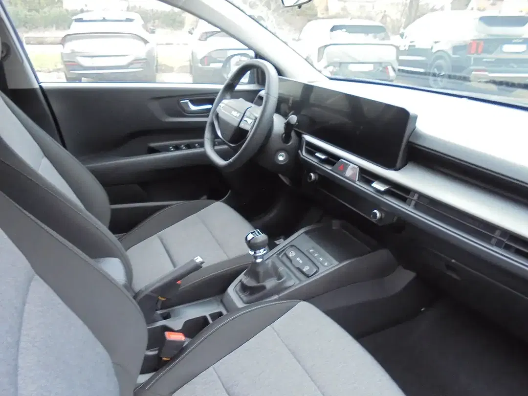 Kia Stonic - Thumbnail 10
