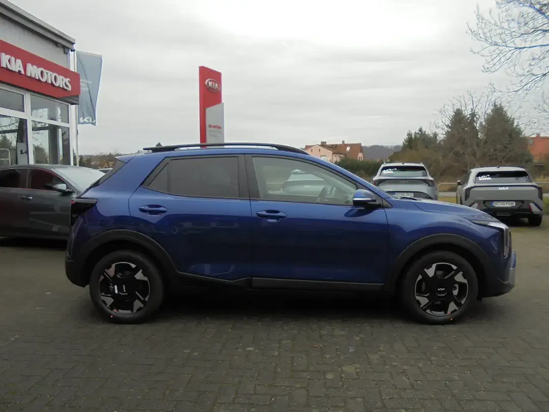 Kia Stonic - Thumbnail 4