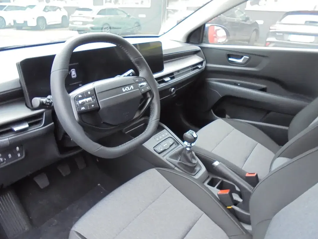Kia Stonic - Thumbnail 9
