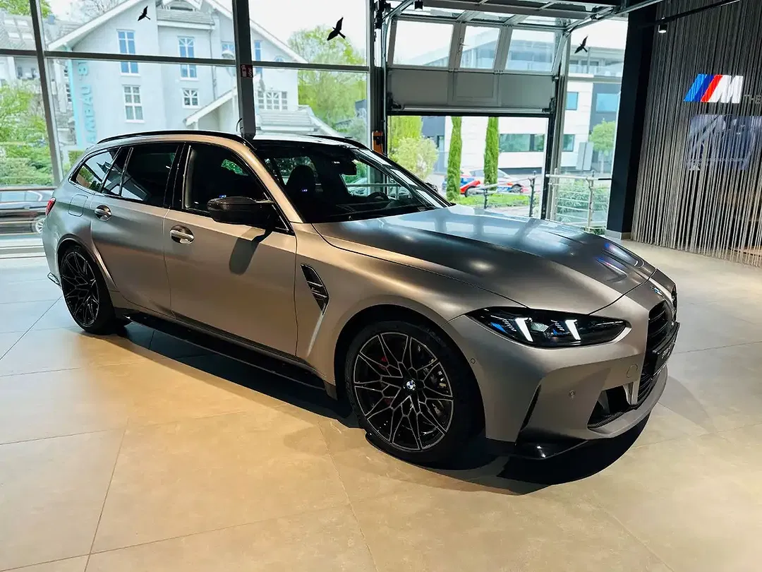 BMW M3 - Thumbnail 4