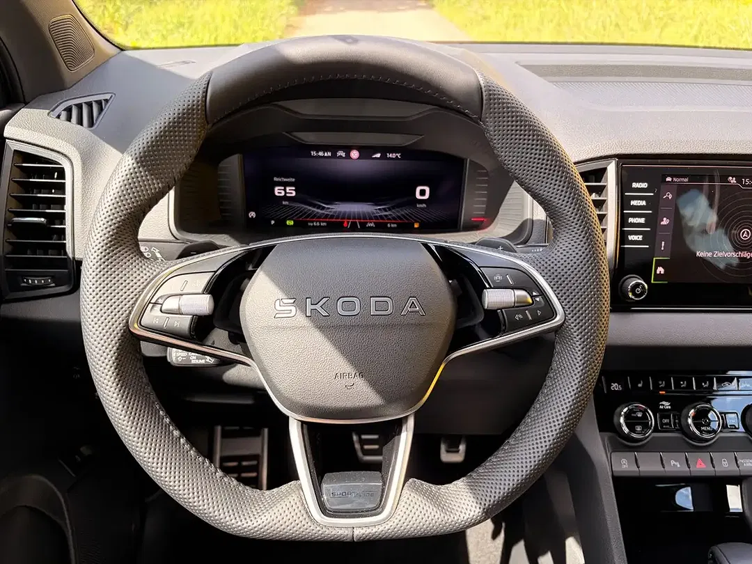 Skoda Karoq - Thumbnail 6