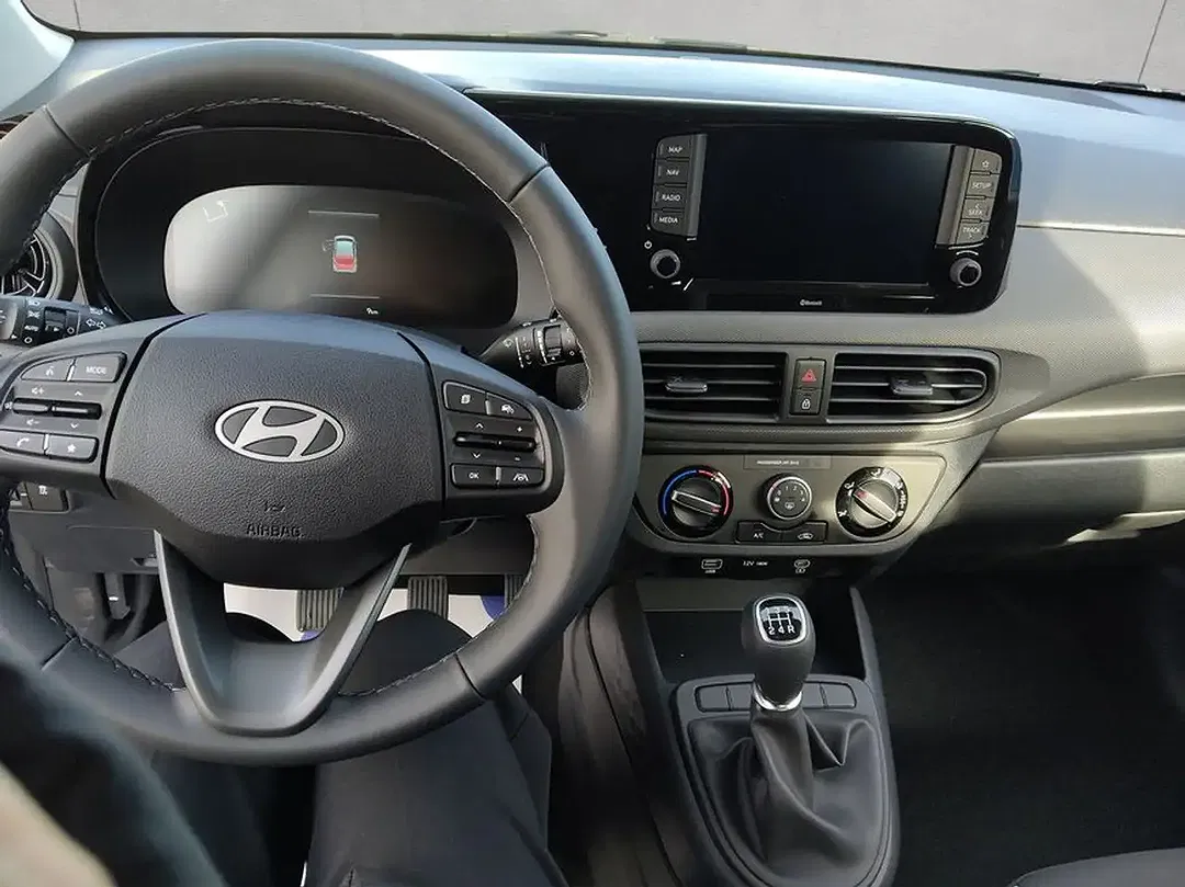 Hyundai i10 - Thumbnail 12
