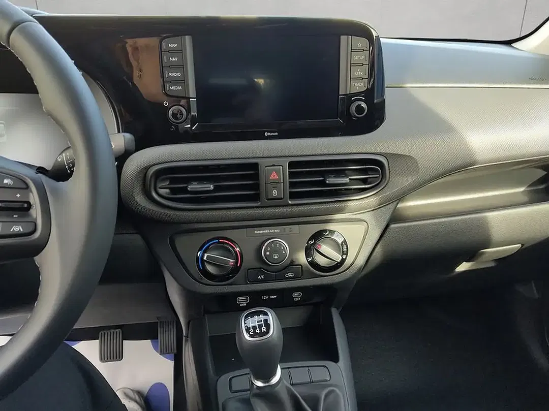 Hyundai i10 - Thumbnail 13
