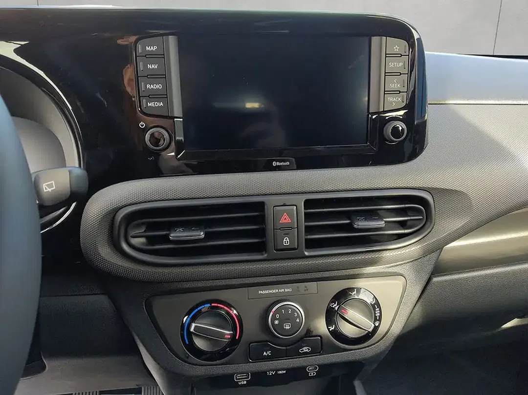 Hyundai i10 - Thumbnail 14