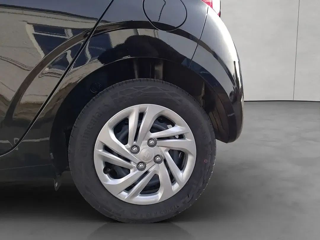 Hyundai i10 - Thumbnail 23