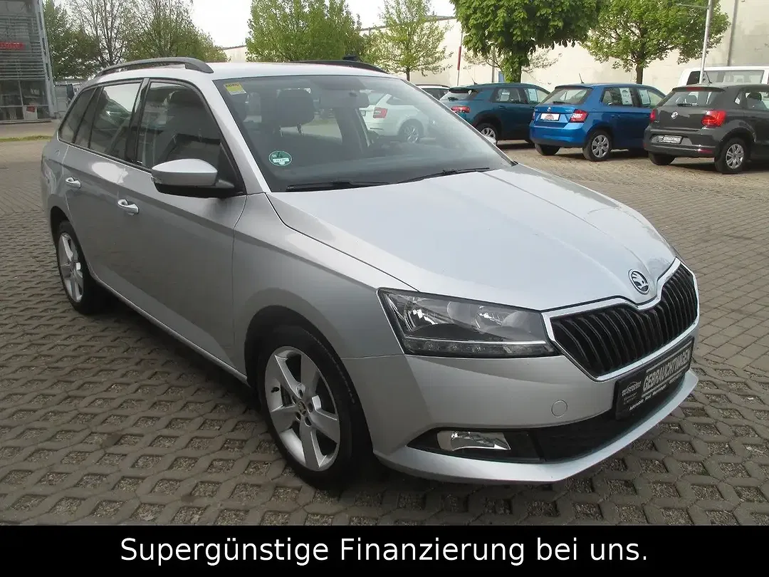 Skoda Fabia - Thumbnail 2