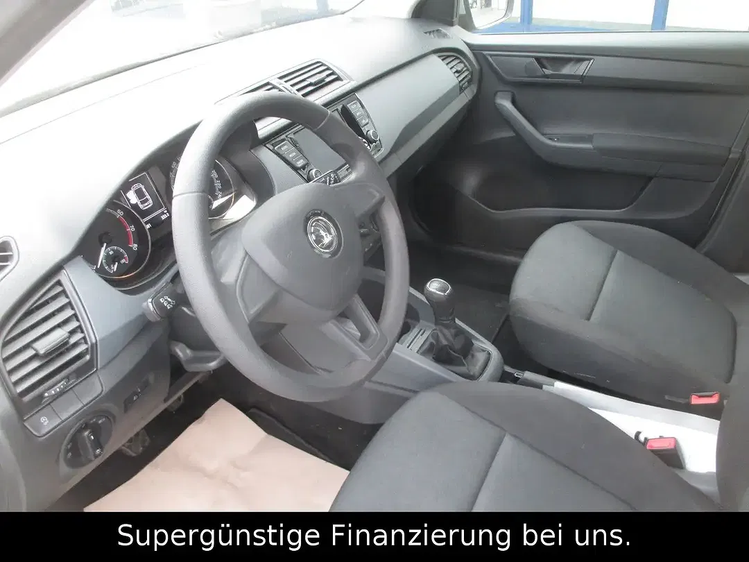 Skoda Fabia - Thumbnail 9