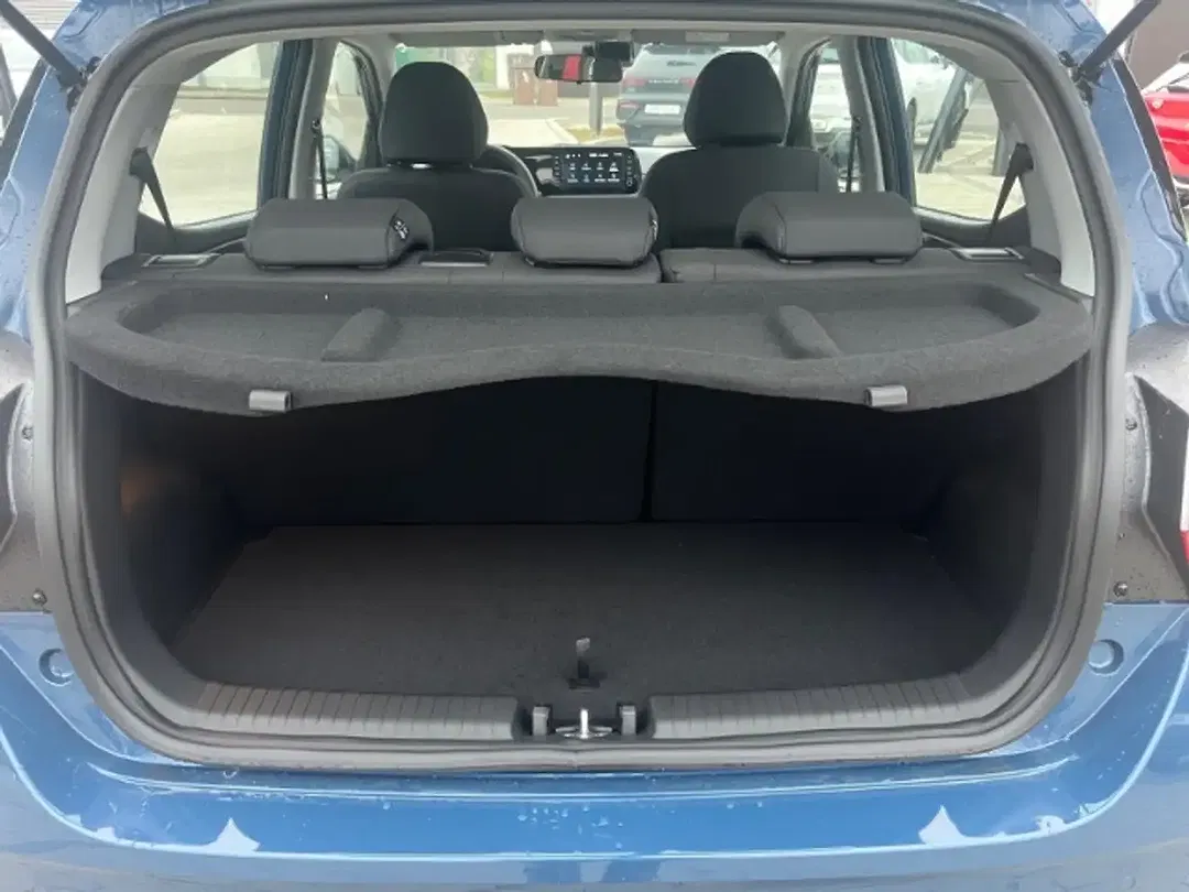 Hyundai i10 - Thumbnail 12