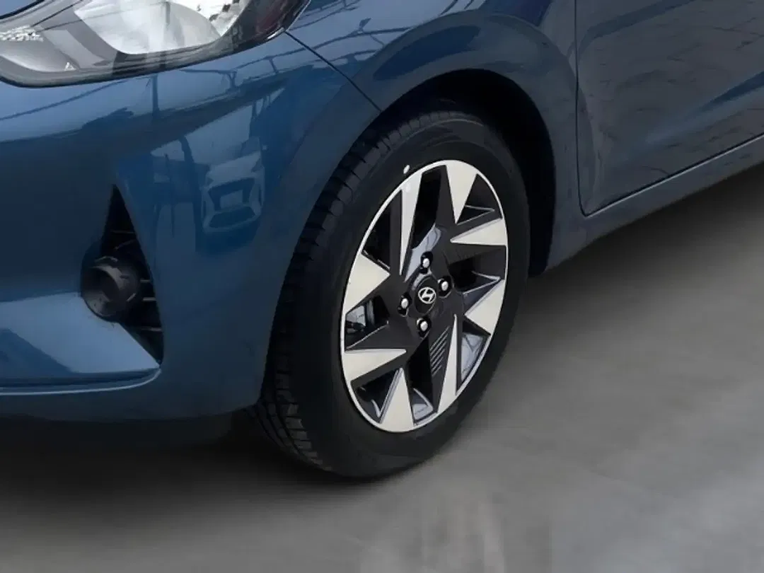 Hyundai i10 - Thumbnail 6