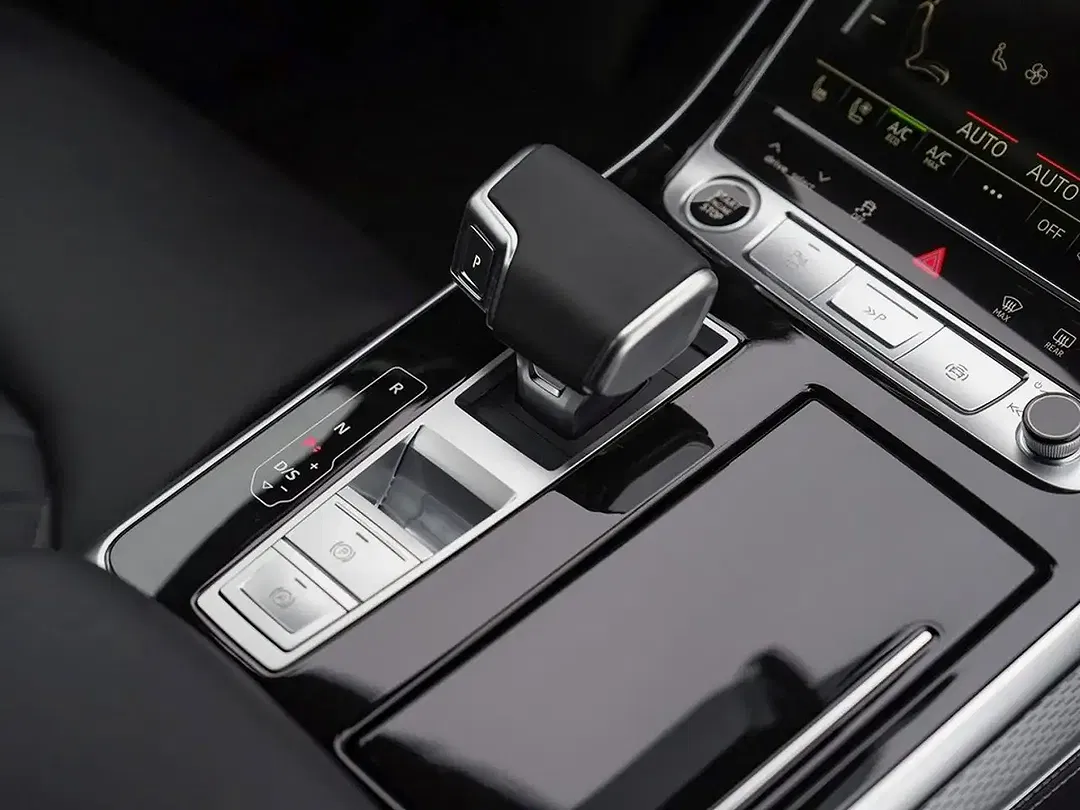 Audi Q7 - Thumbnail 9
