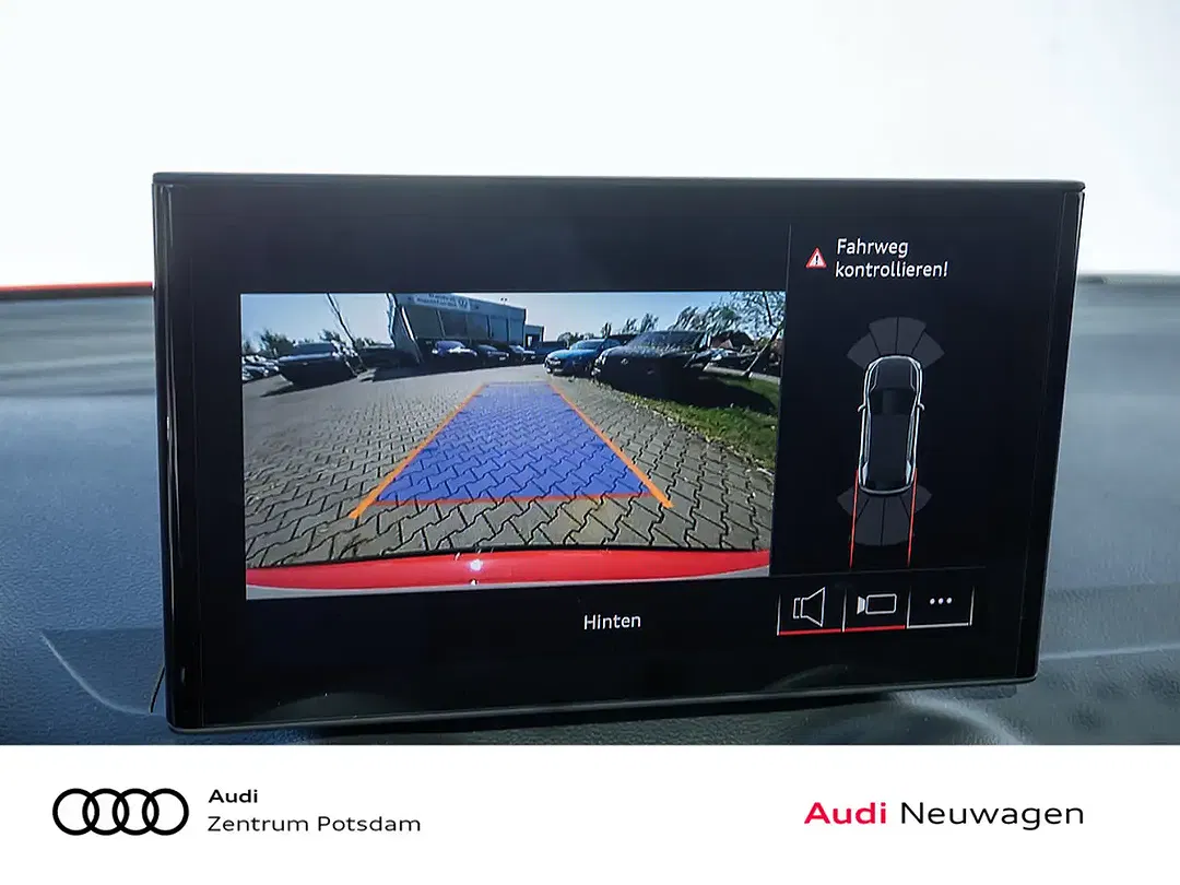 Audi Q2 - Thumbnail 12