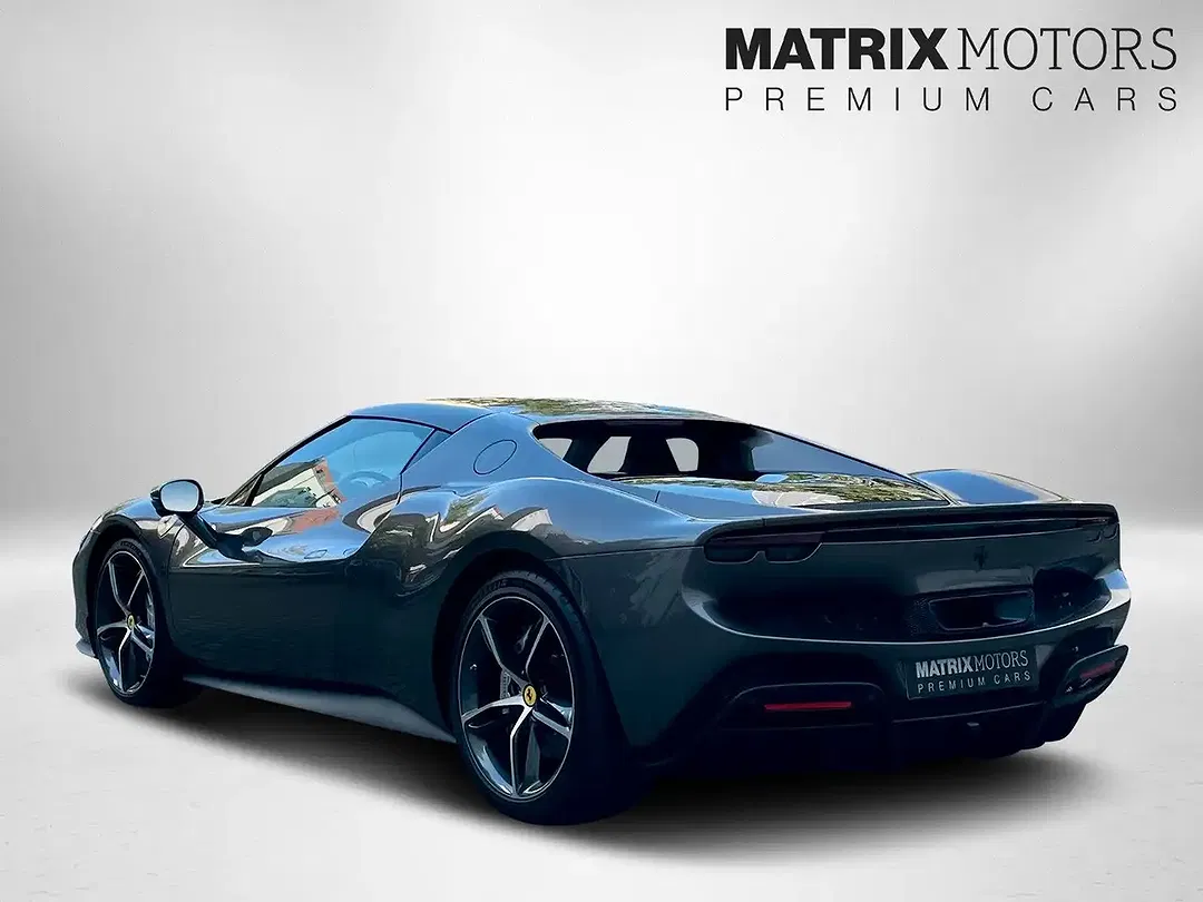 Ferrari 296 GTB - Thumbnail 14