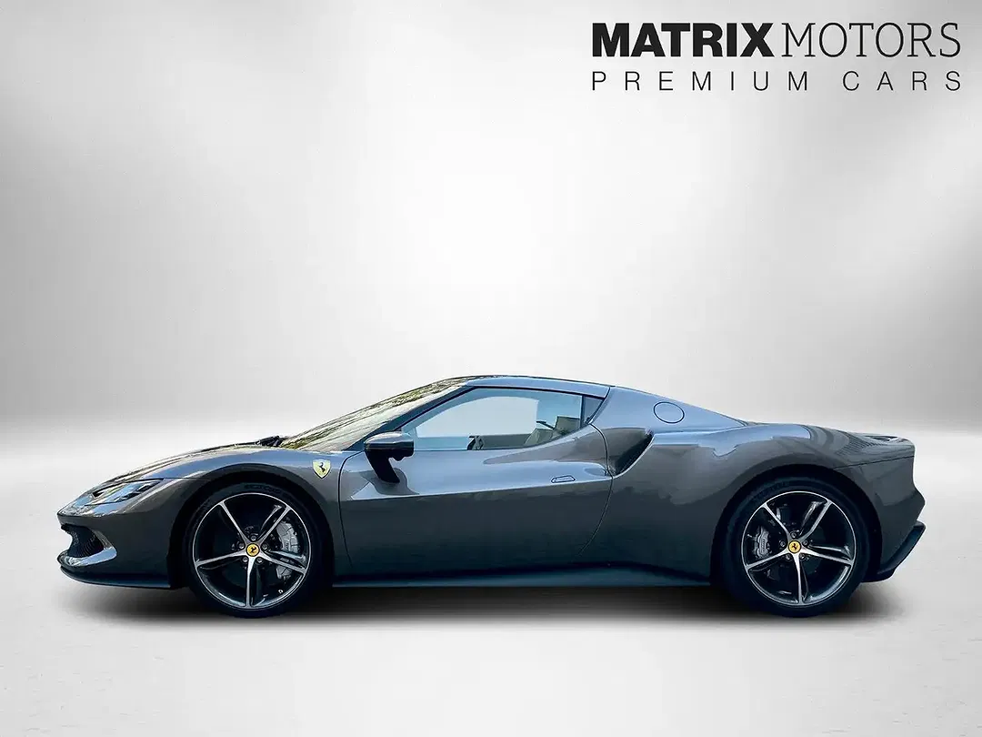 Ferrari 296 GTB - Thumbnail 6