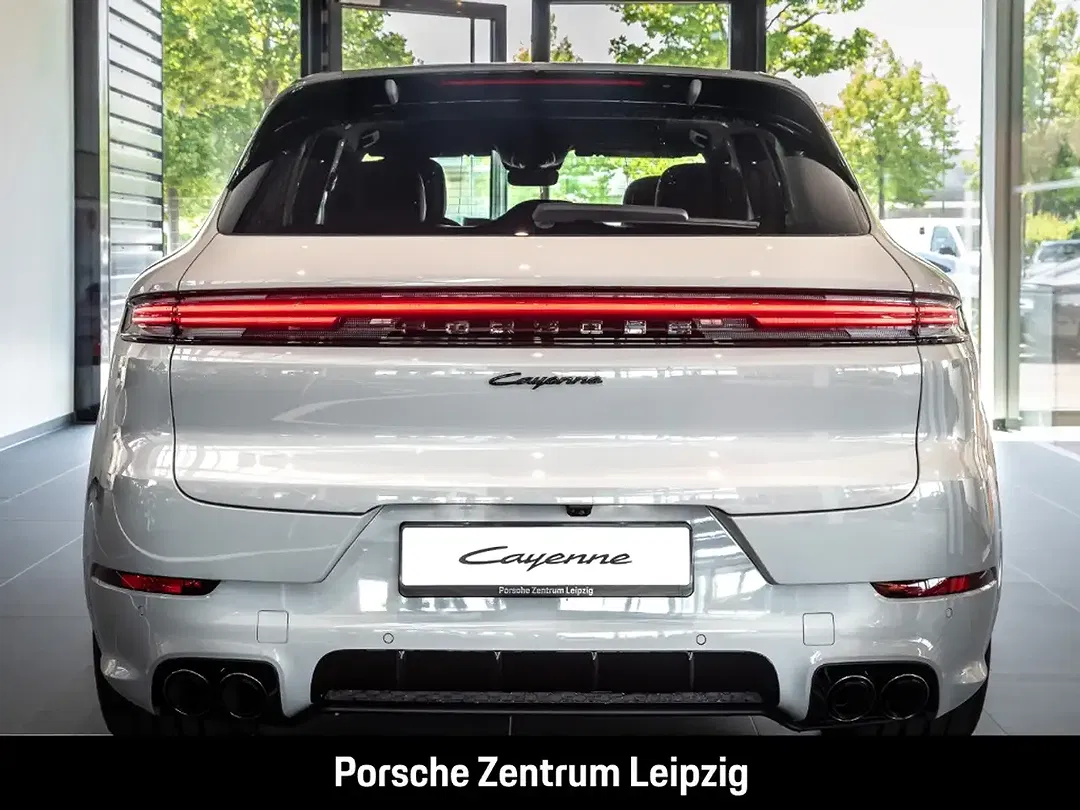 Porsche Cayenne - Thumbnail 5