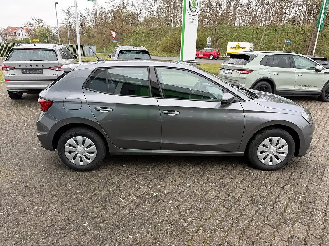 Skoda Fabia - Thumbnail 5