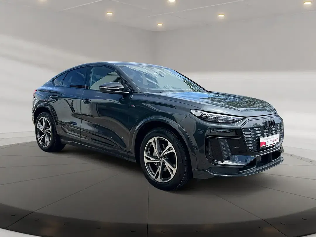 Audi Q6 e-tron - Thumbnail 7