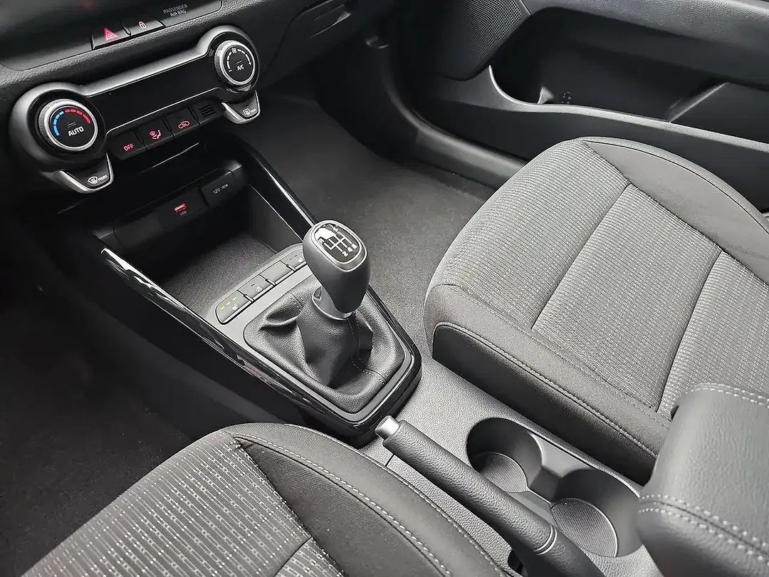 Kia Stonic - Thumbnail 12
