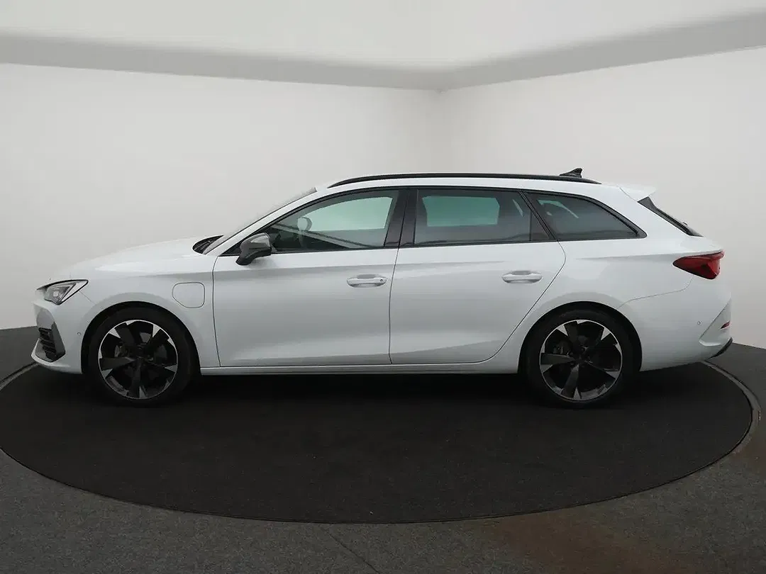 CUPRA Leon - Thumbnail 6